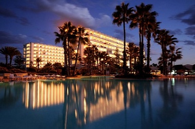 Sahara Beach Hotel 3*