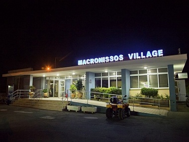 Makronissos Village Club APT 3*